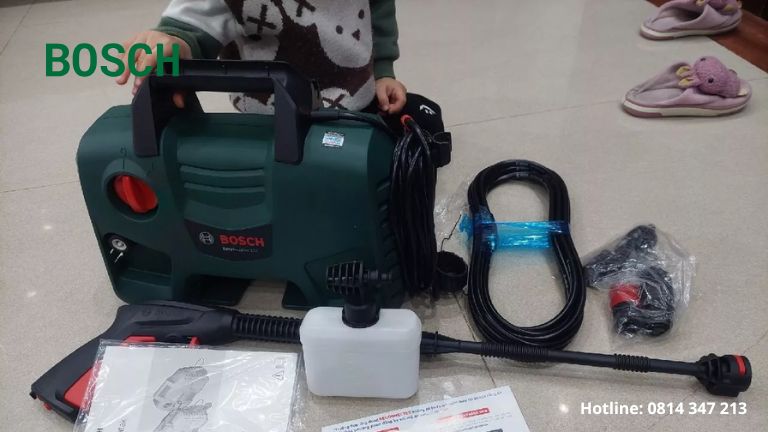 May-phun-xit-rua-bosch-easy-aquatak-120-mayruaxebosch-5